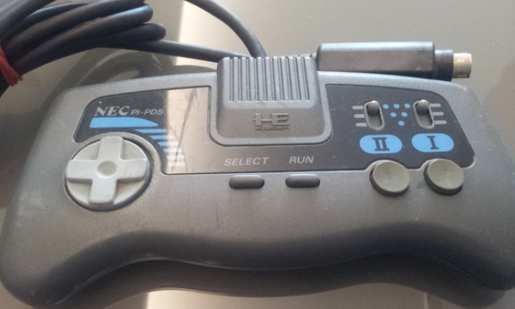 Pc-Engine controller pad - SHUTTLE version - Click Image to Close