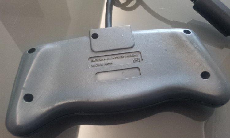 Pc-Engine controller pad - SHUTTLE version - Click Image to Close