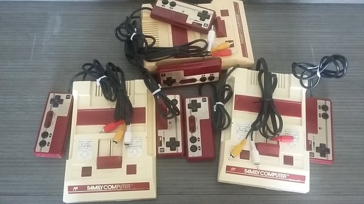 Famicom console Japan version - AV output/work NES, famicom game - Click Image to Close