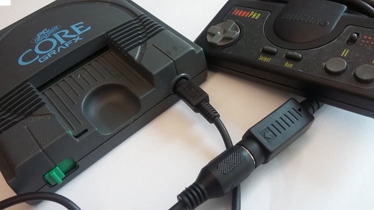 Turbo Grafx to Pc-Engine console game pad Adapter cable - Click Image to Close
