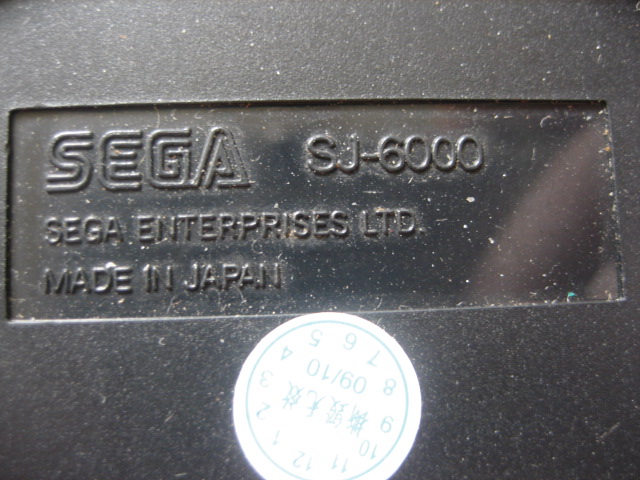 Mega Drive 2 game controller pad - original - Click Image to Close