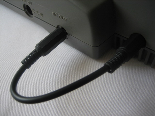 Small Jumper power cable for Super CD Rom2 to Super Grafx - Click Image to Close