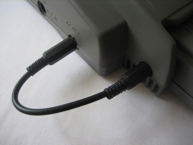 Small Jumper power cable for Super CD Rom2 to Core Grafx - Click Image to Close