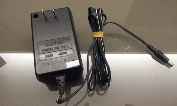 Pc-Engine Interface unit power supply adaptor - Original AD-IF30 - Click Image to Close